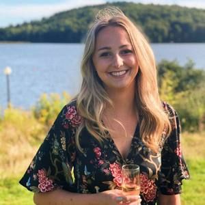 Meet your Posher, Sarah-michèle